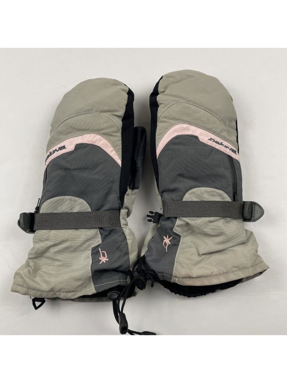 Dakine Sequoia Gore-Tex Ski/Snowboard Mittens Women’s M Nylon PVC Palms Gray